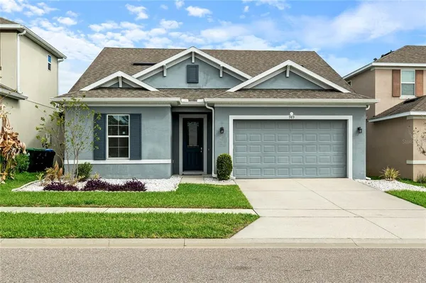 $2,400 | 989 Maypole Drive, Apopka, FL 32703