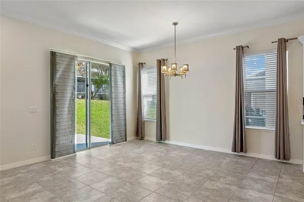 $2,400 | 989 Maypole Drive, Apopka, FL 32703