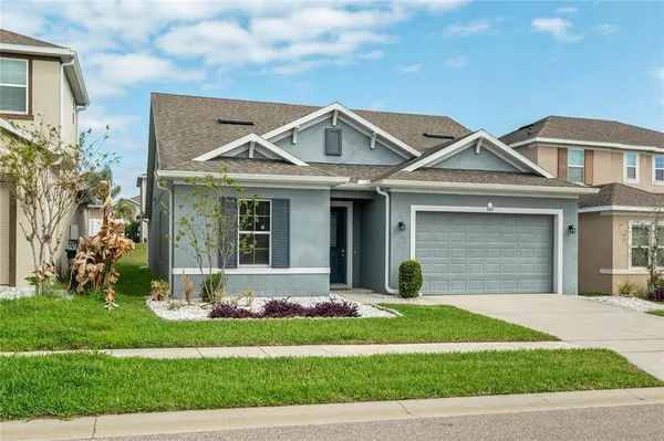 $2,400 | 989 Maypole Drive, Apopka, FL 32703