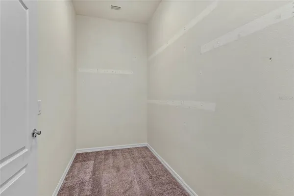 $2,400 | 989 Maypole Drive, Apopka, FL 32703