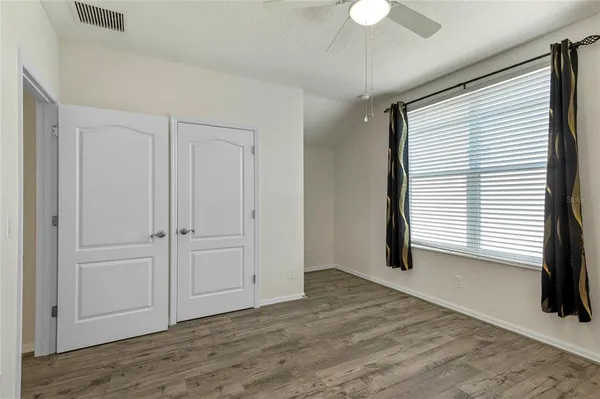 $2,400 | 989 Maypole Drive, Apopka, FL 32703