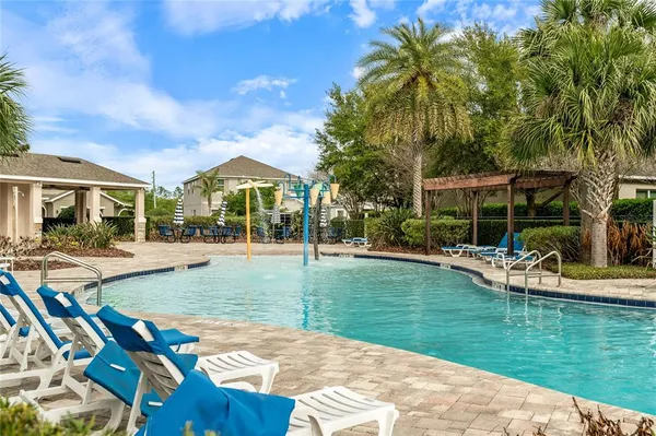 $2,400 | 989 Maypole Drive, Apopka, FL 32703