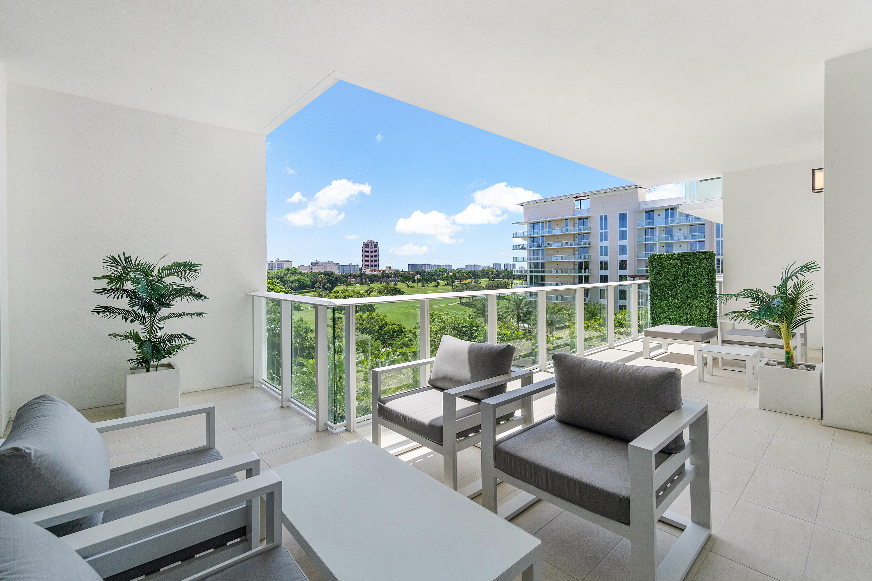 030-200SoutheastMiznerBoulevard-Unit609-