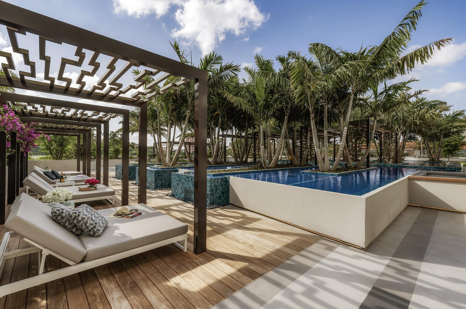 200 Southeast Mizner Boulevard, Unit 609 Boca Raton, FL 33432 - Photo 37 of 38 Zen Gardens