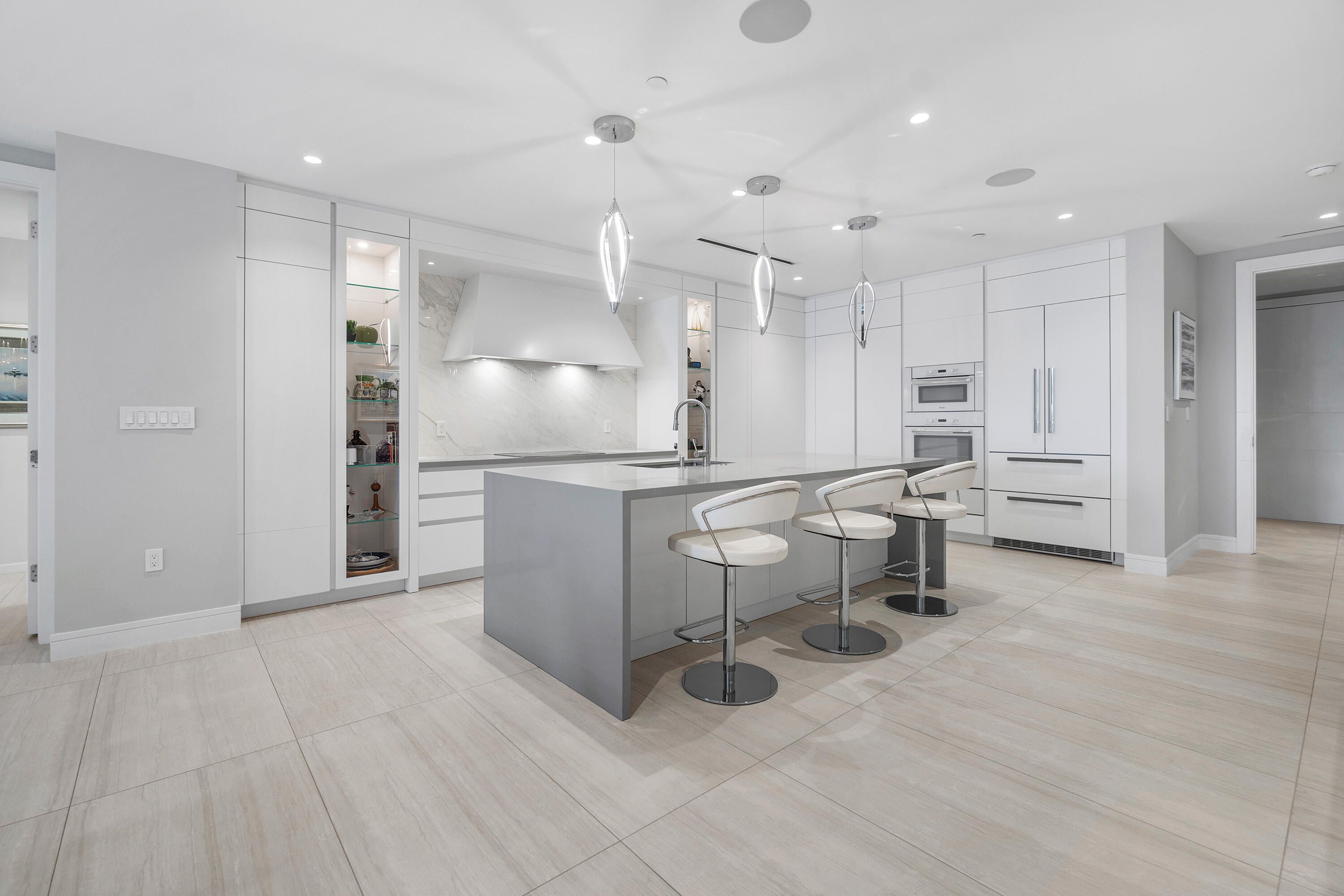 006-200SoutheastMiznerBoulevard-Unit609-
