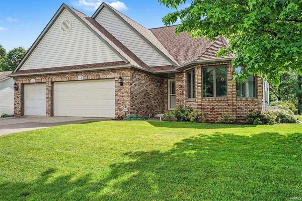 $399,900 | 3828 Thornridge Drive, Elkhart, IN 46514