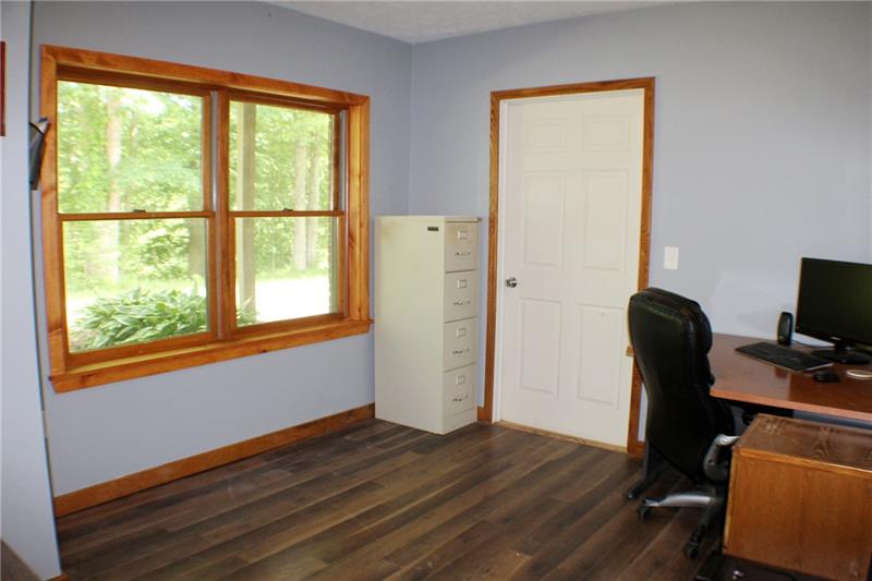 218 Tieline Road Grove City, PA 16127 - Photo 22 of 25 Gallery Image 22
