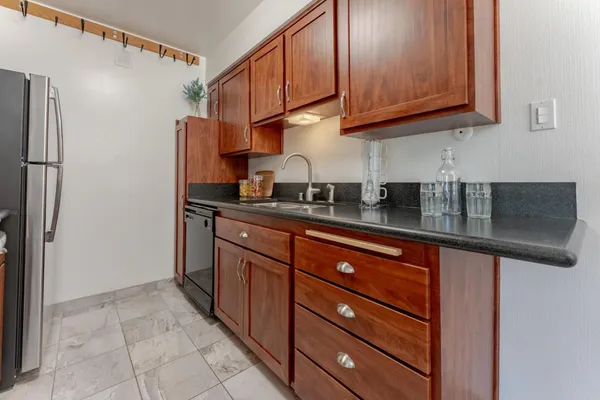 $559,000 | 3049 Los Prados Street, Unit 223, San Mateo, CA 94403