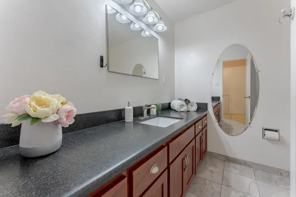 $559,000 | 3049 Los Prados Street, Unit 223, San Mateo, CA 94403