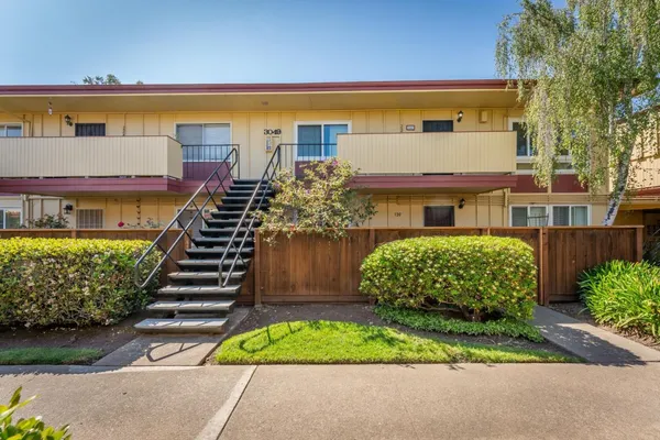 $559,000 | 3049 Los Prados Street, Unit 223, San Mateo, CA 94403