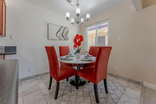 $559,000 | 3049 Los Prados Street, Unit 223, San Mateo, CA 94403