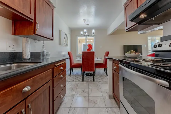 $559,000 | 3049 Los Prados Street, Unit 223, San Mateo, CA 94403