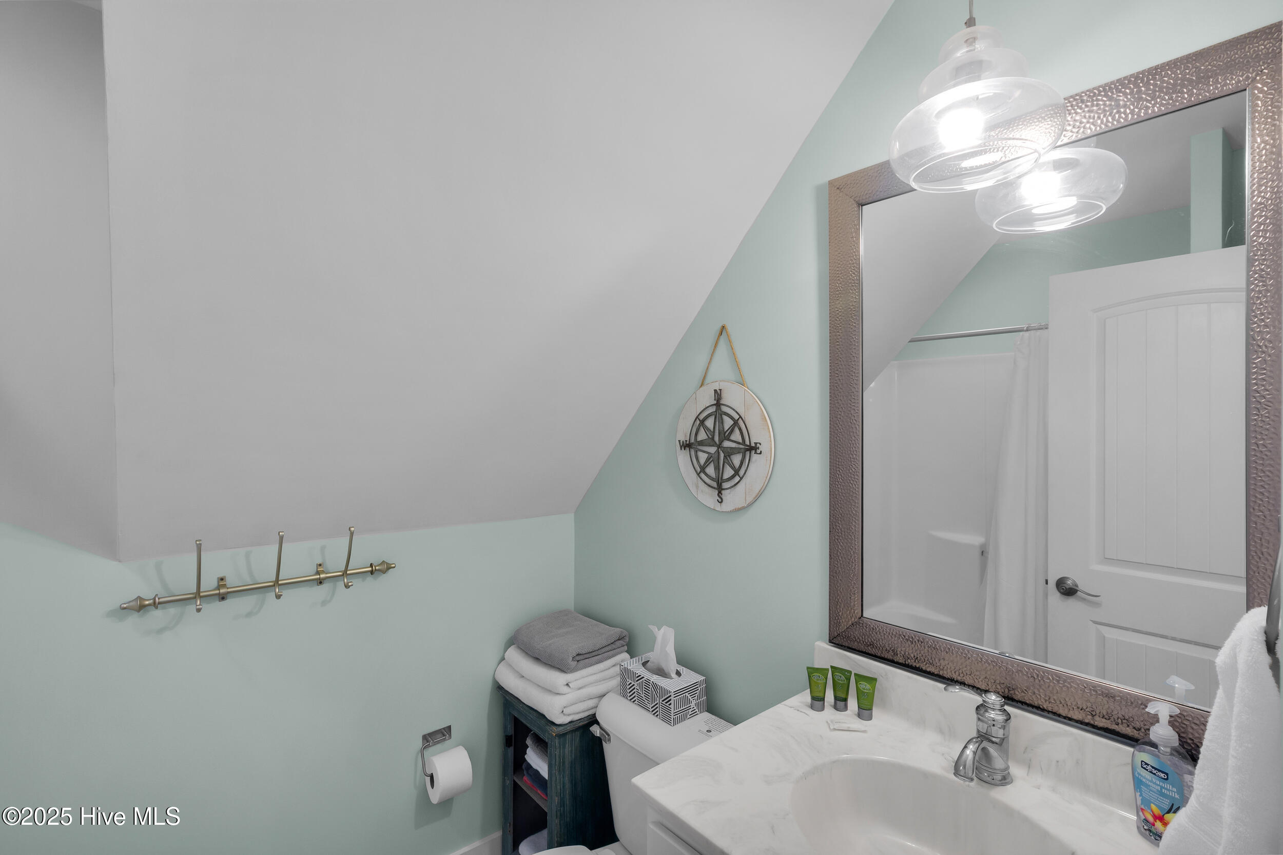 956 Mill Creek Road, Unit A Minnesott Beach, NC 28510 - Photo 20 of 40 upstairs full bath