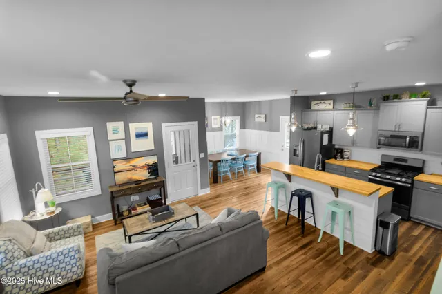 $368,000 | 956 Mill Creek Road, Unit A, Minnesott Beach, NC 28510