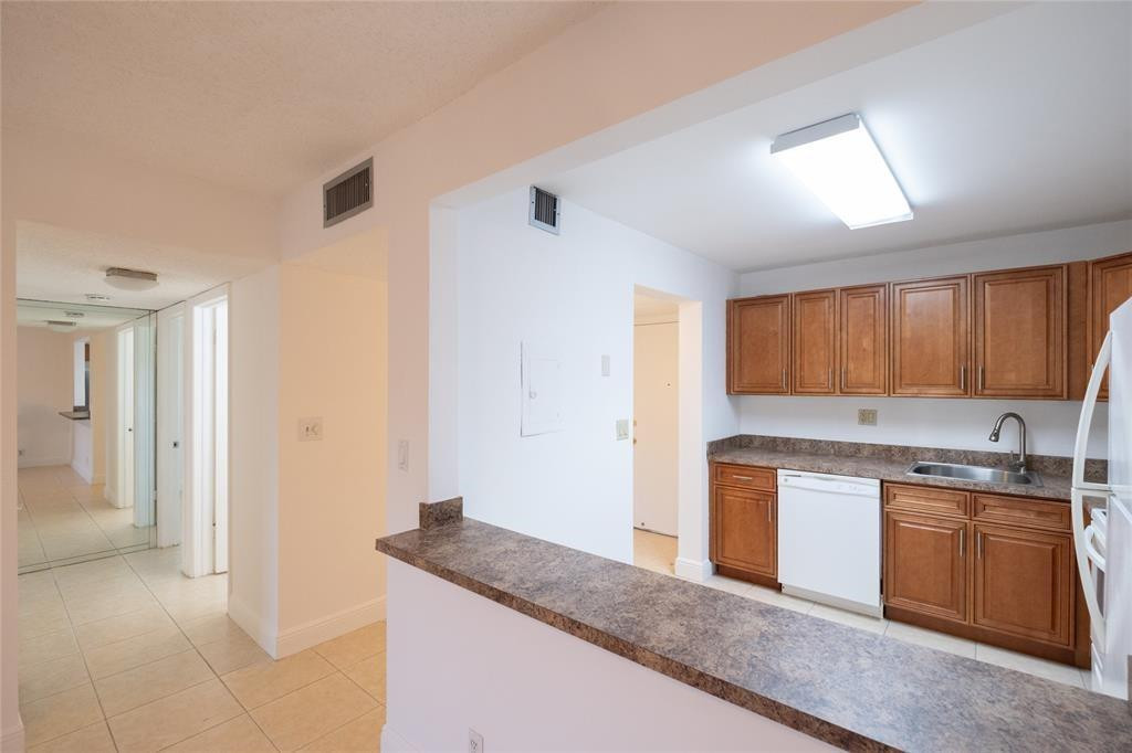 9233 Southwest 8th Street, Unit 222 Boca Raton, FL 33428 - Photo 15 of 29 Photo 15