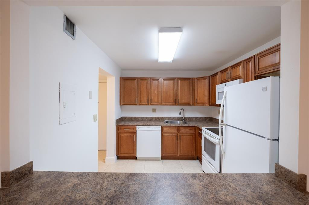 9233 Southwest 8th Street, Unit 222 Boca Raton, FL 33428 - Photo 16 of 29 Photo 16
