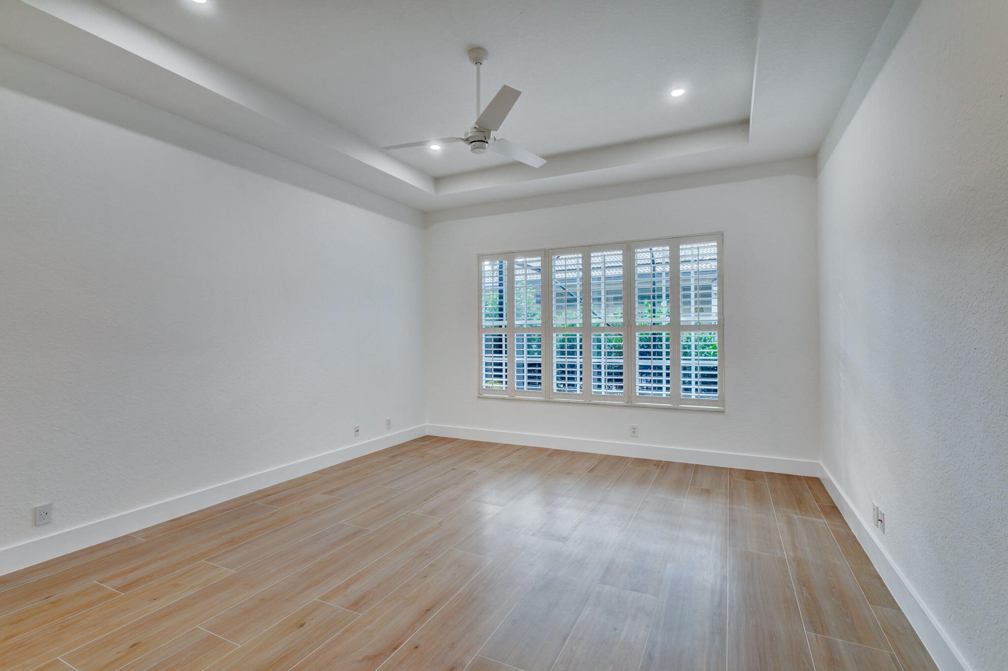 108 Palmfield Way Jupiter, FL 33458 - Photo 20 of 40 Primary Bedroom