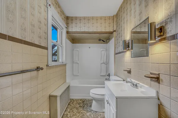 $229,000 | 905 Albright Avenue, Scranton, PA 18508