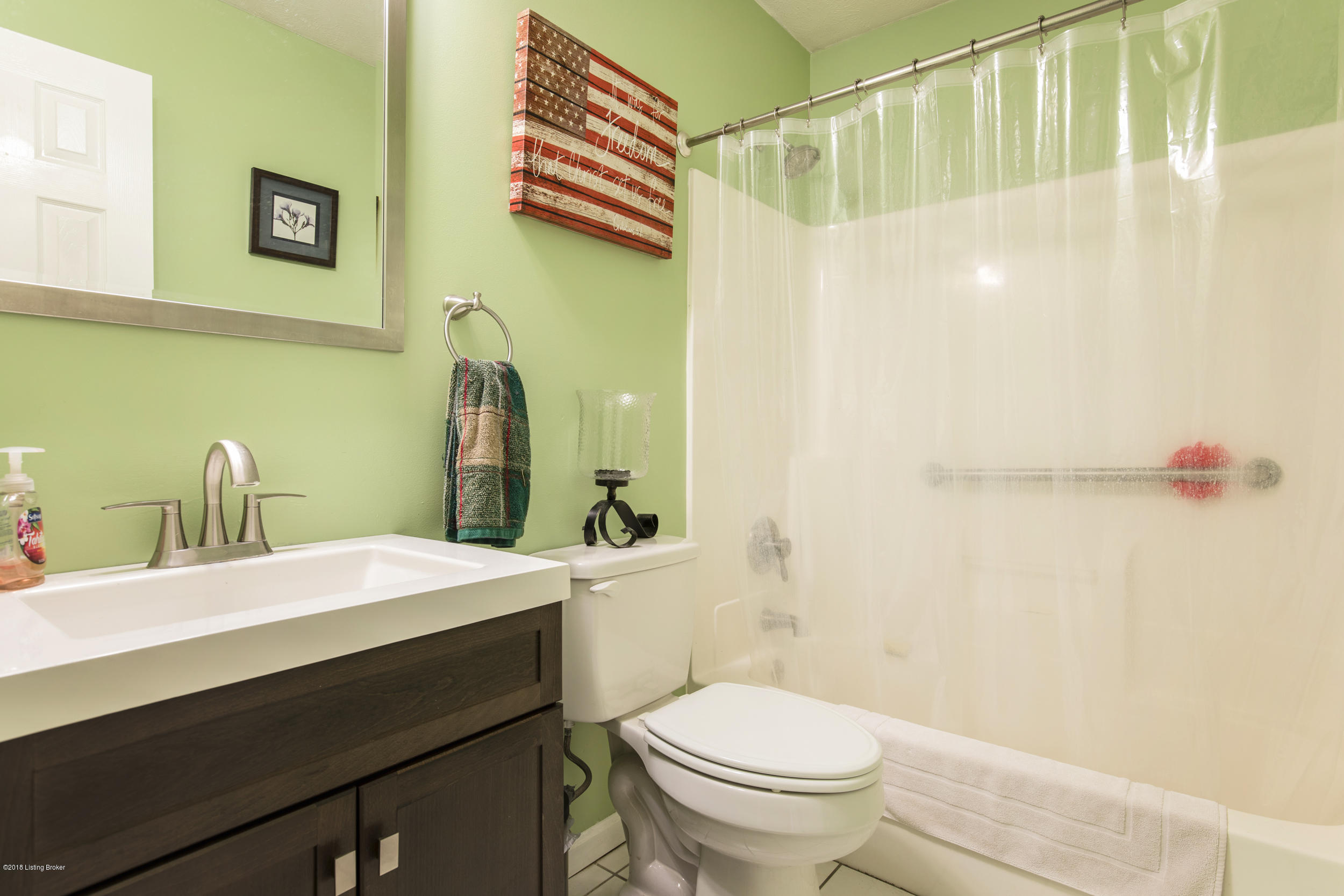 388 Bart Smith Road Smithfield, KY 40068 - Photo 23 of 45 23-hall full bath