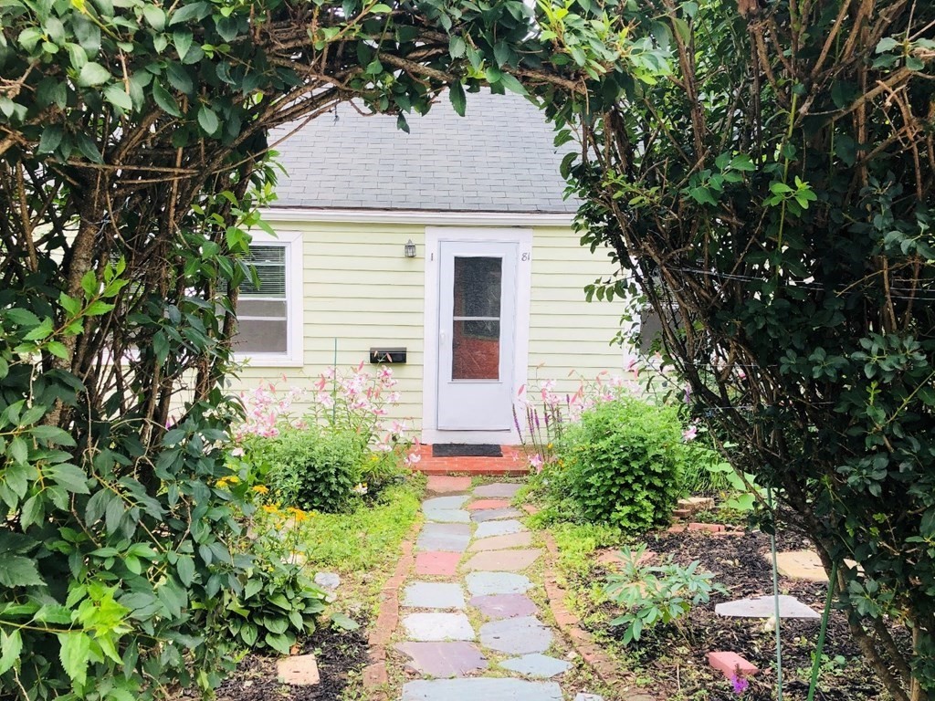 81 Brayton Road Boston, MA 02135 - Photo 2 of 31 Gallery Image 2