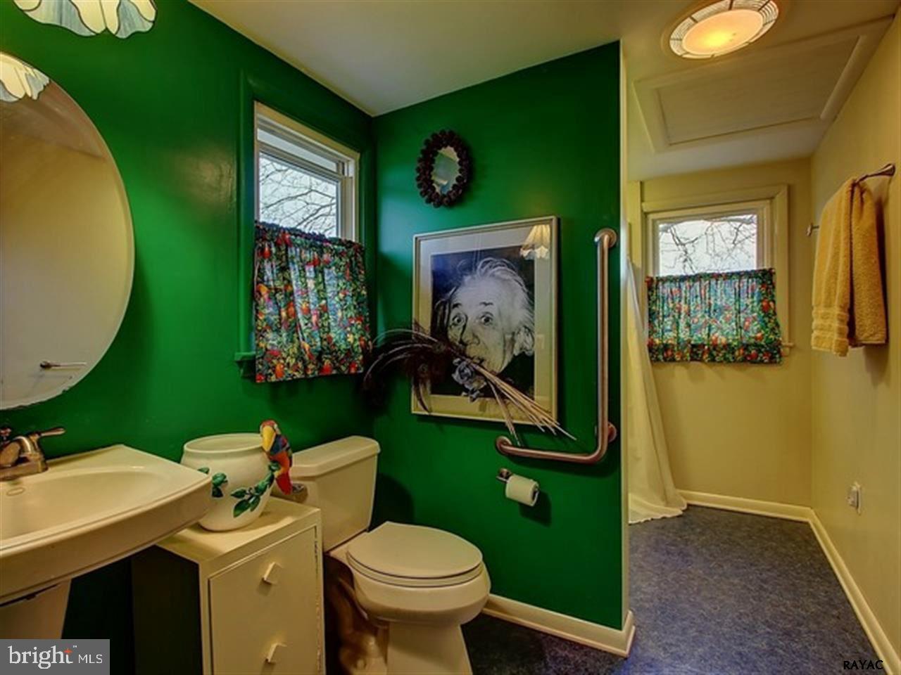 2143 Stoverstown Road Spring Grove, PA 17362 - Photo 21 of 29