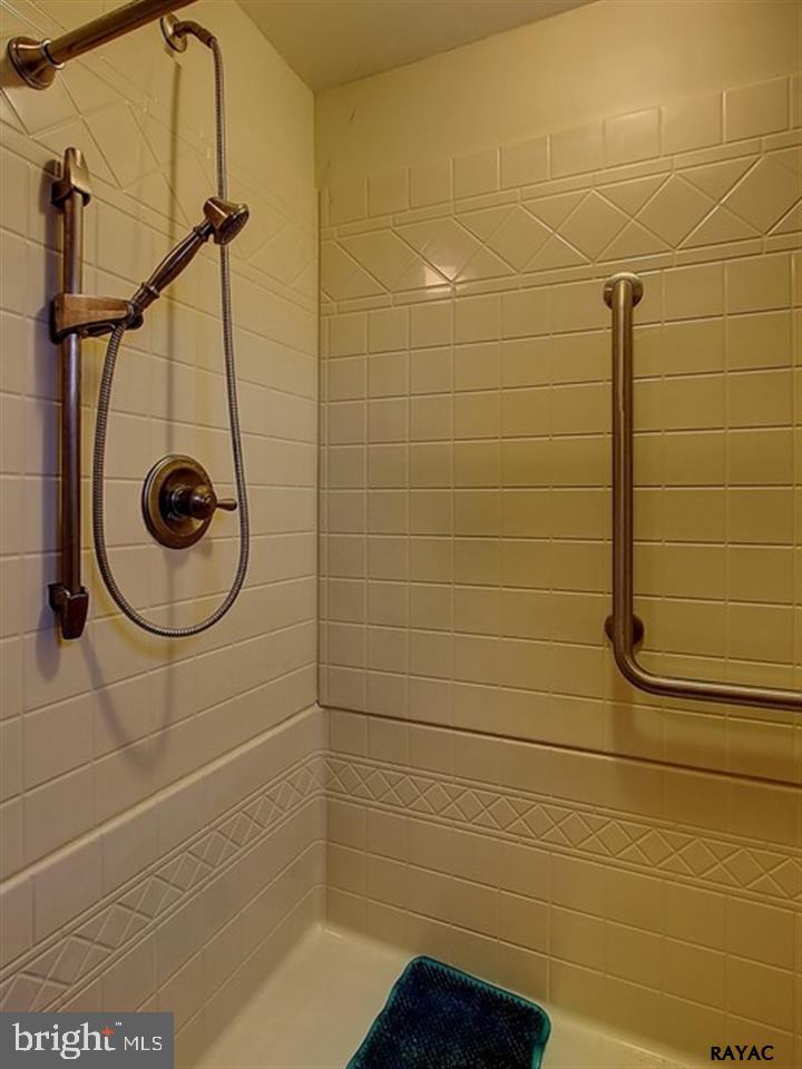 2143 Stoverstown Road Spring Grove, PA 17362 - Photo 22 of 29