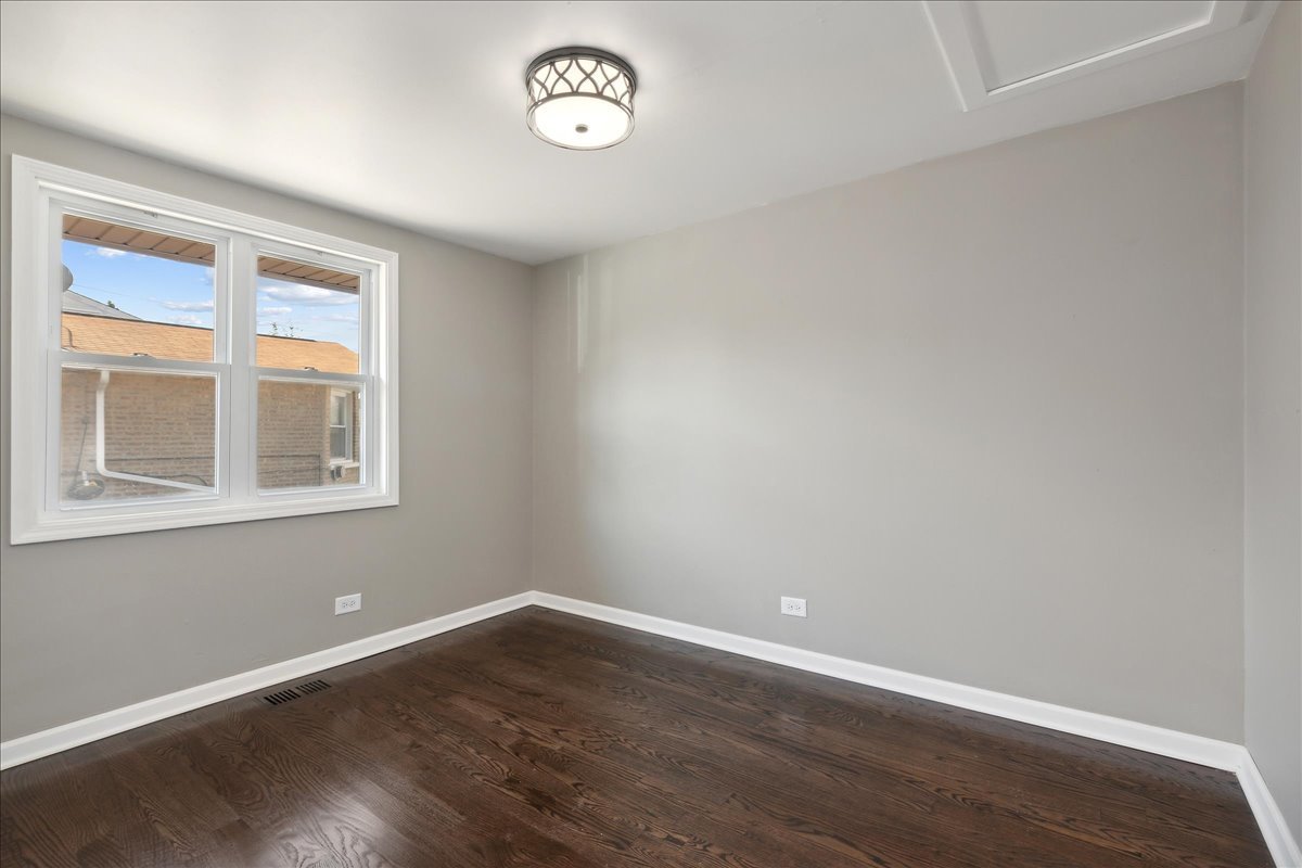 9002 South Pulaski Road Hometown, IL 60456 - Photo 12 of 15 Gallery Image 12