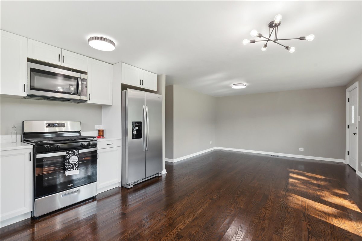 9002 South Pulaski Road Hometown, IL 60456 - Photo 7 of 15 Gallery Image 7