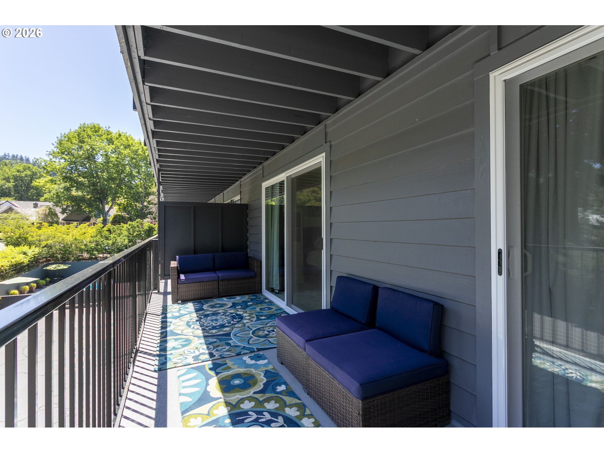 200 Southwest Burnham Road, Unit 306 Lake Oswego, OR 97034 - Photo 18 of 28 Covered Patio