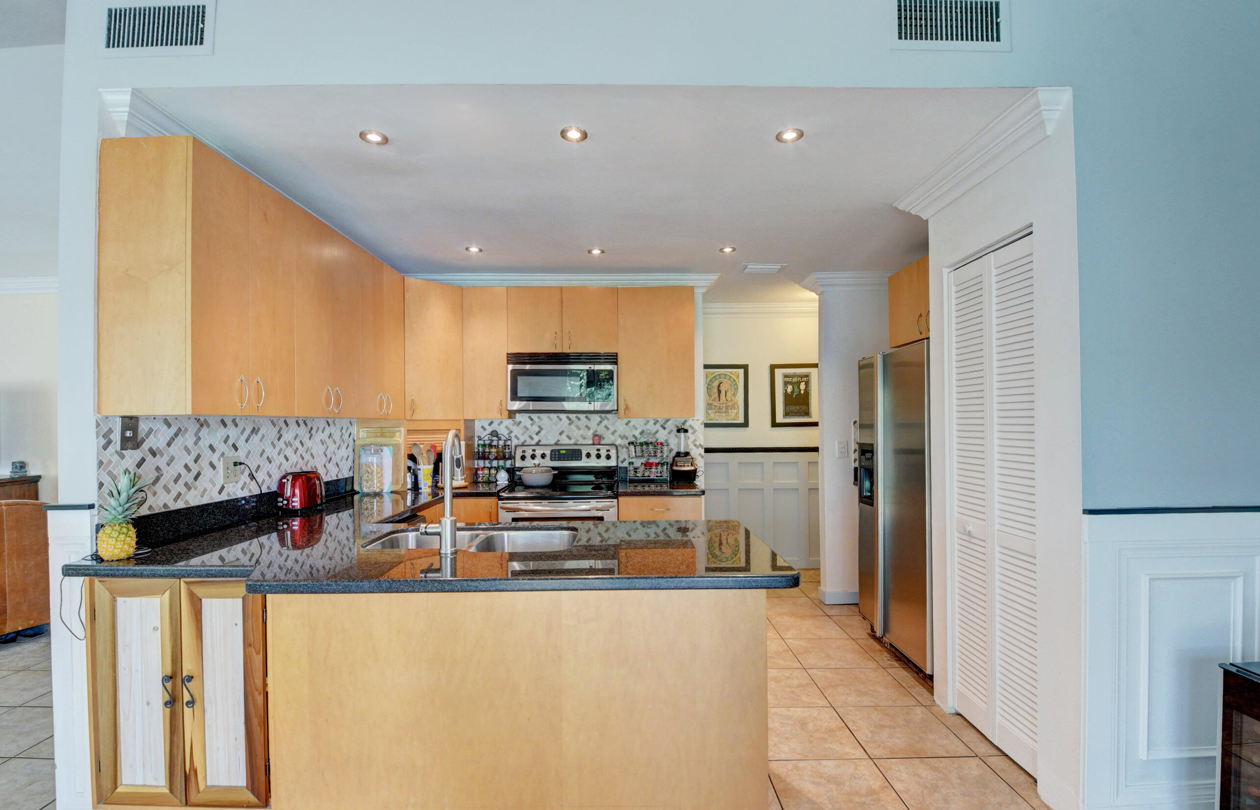 2941 Northwest 24th Way Boca Raton, FL 33431 - Photo 12 of 51 DSC_8879_80_81_82_83