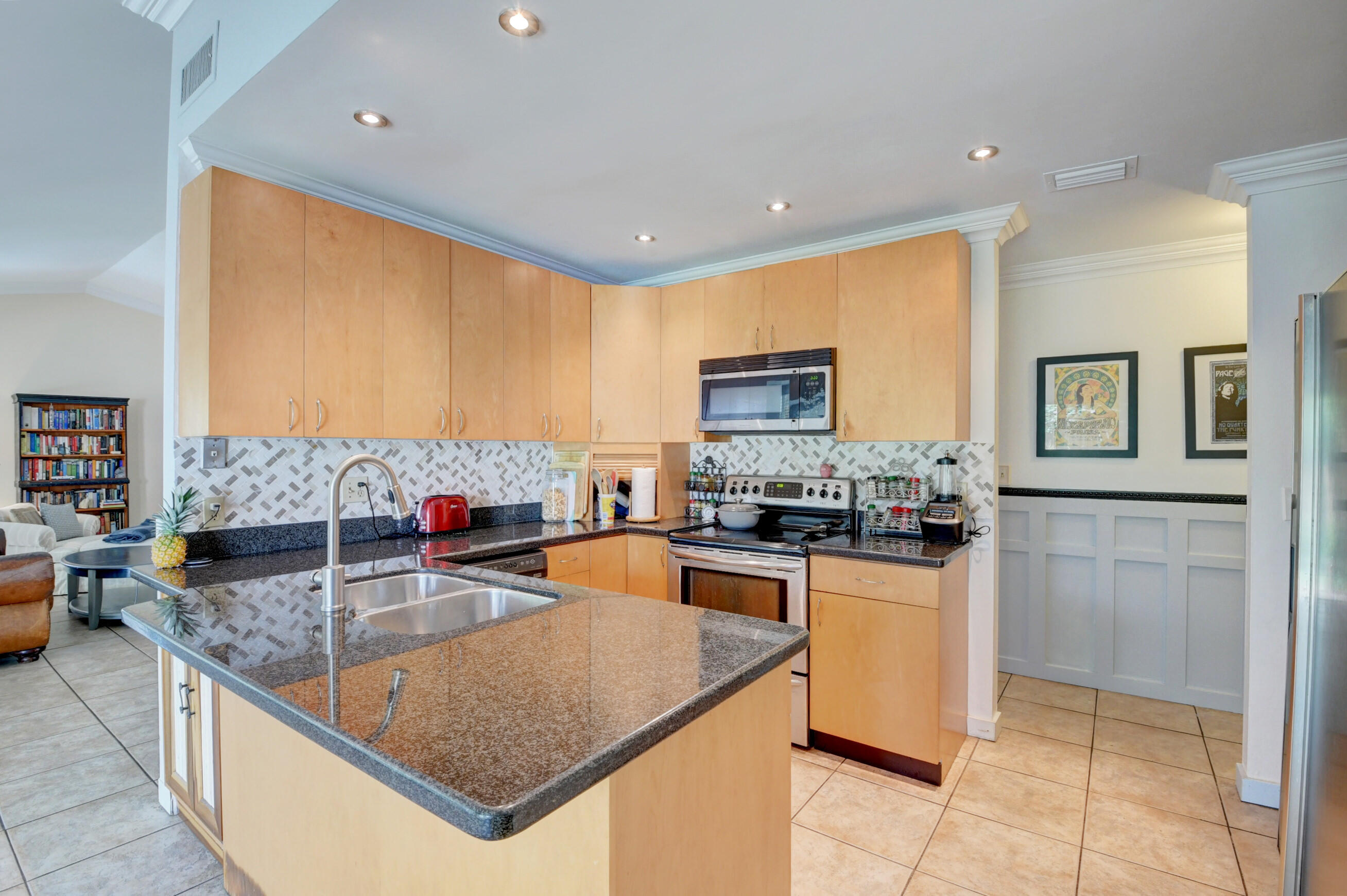 2941 Northwest 24th Way Boca Raton, FL 33431 - Photo 13 of 51 DSC_8884_5_6_7_8