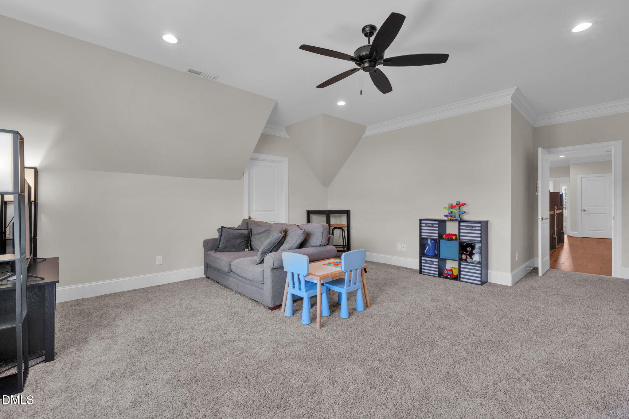 106 Garrison Farm Road Mebane, NC 27302 - Photo 29 of 46 a living room with furniture and a flat screen tv