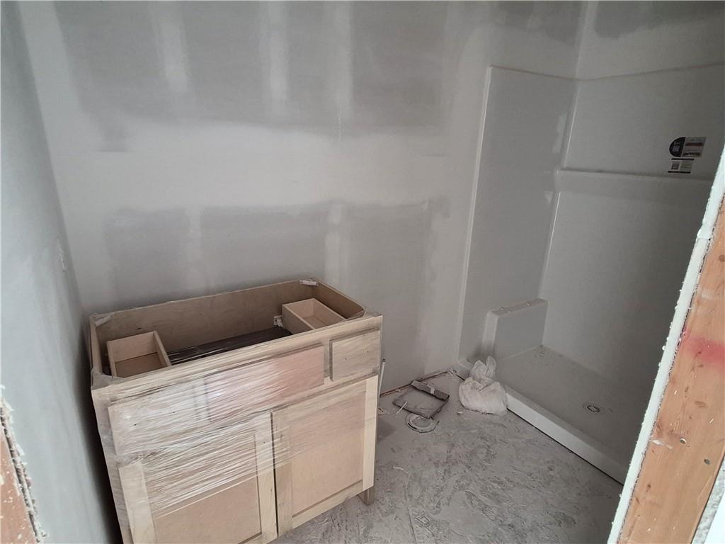 4927 146th Street Basehor, KS 66007 - Photo 12 of 64