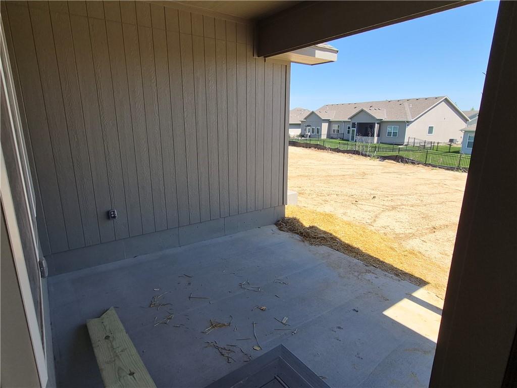 4927 146th Street Basehor, KS 66007 - Photo 18 of 67