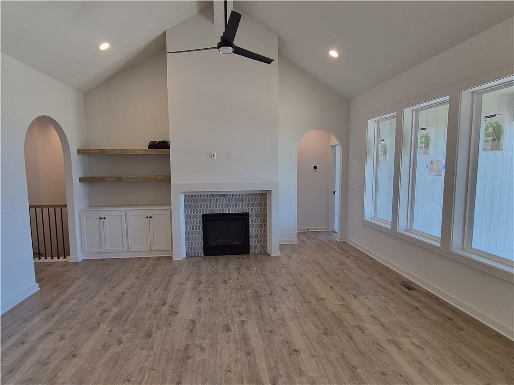 4927 146th Street Basehor, KS 66007 - Photo 6 of 67