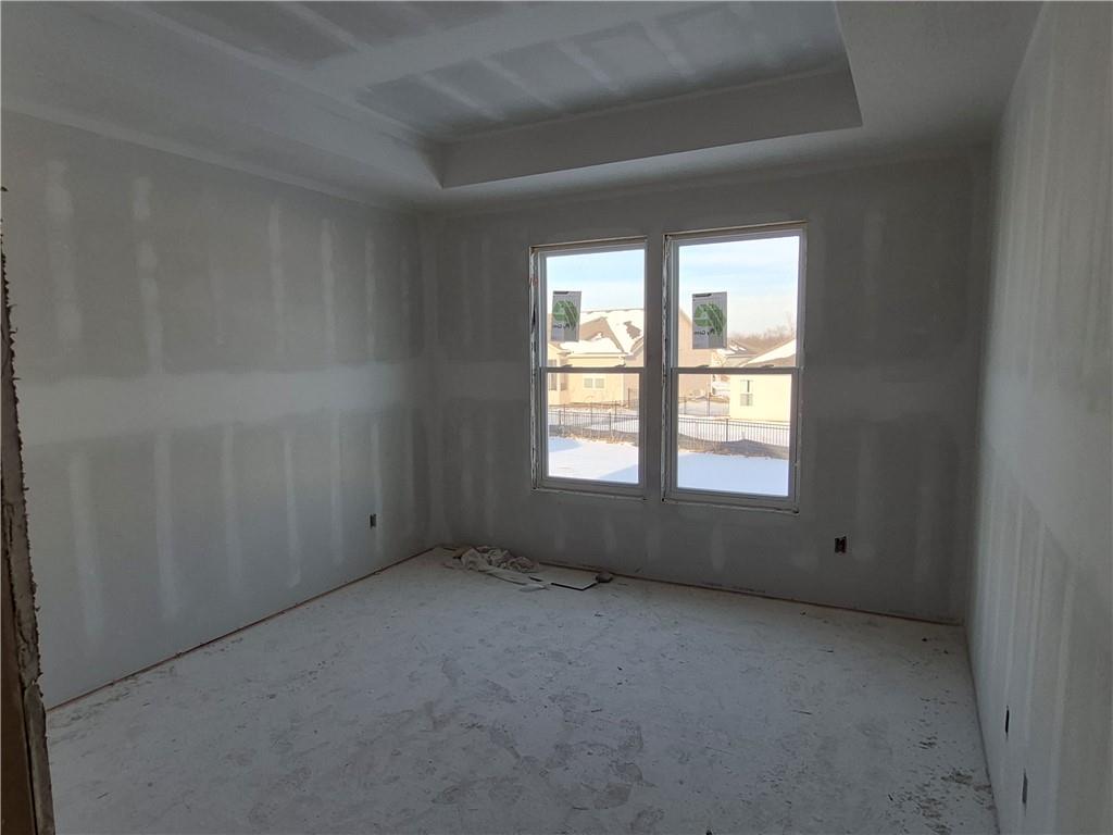 4927 146th Street Basehor, KS 66007 - Photo 9 of 64