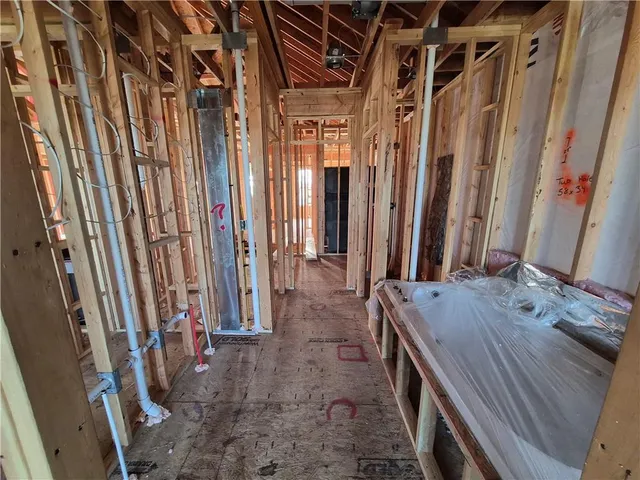 $469,000 | 4927 146th Street, Basehor, KS 66007