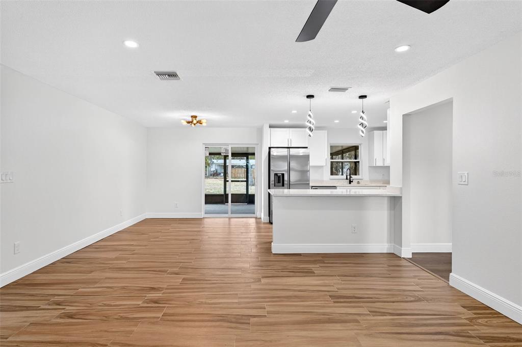 4221 Burrows Road Zephyrhills, FL 33542 - Photo 19 of 56