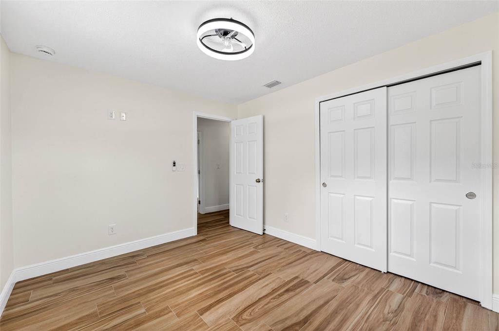 4221 Burrows Road Zephyrhills, FL 33542 - Photo 32 of 56