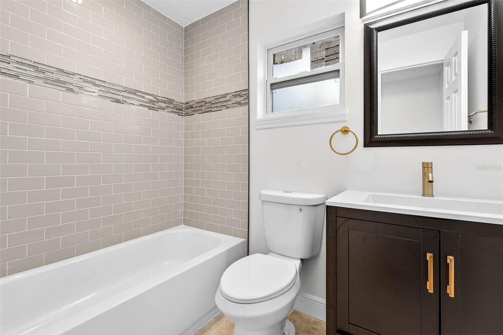 4221 Burrows Road Zephyrhills, FL 33542 - Photo 33 of 56