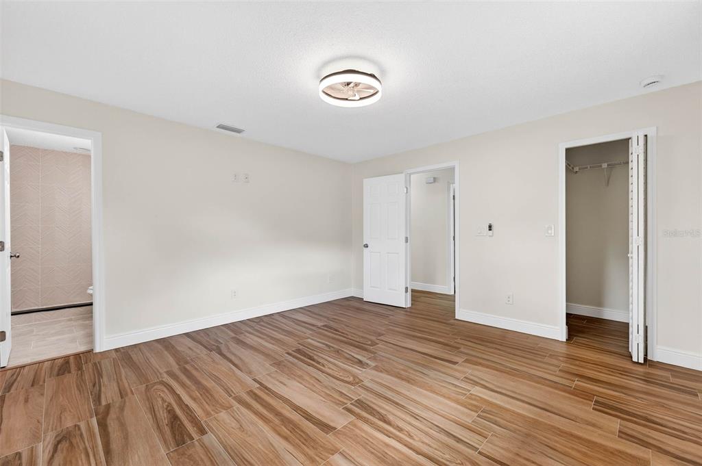 4221 Burrows Road Zephyrhills, FL 33542 - Photo 38 of 56