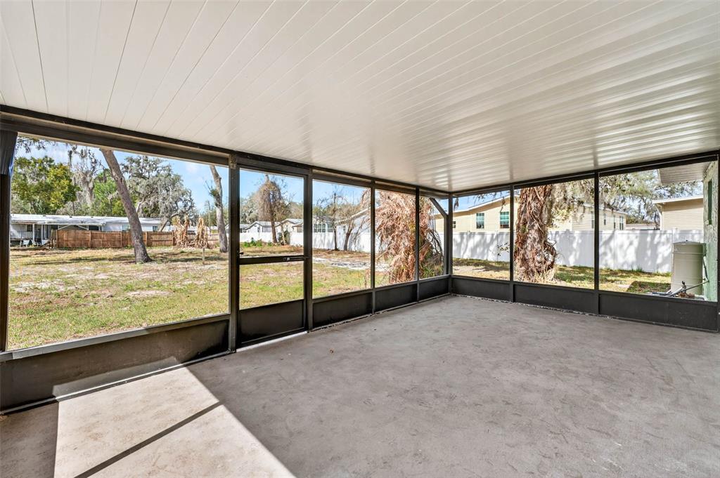 4221 Burrows Road Zephyrhills, FL 33542 - Photo 40 of 56