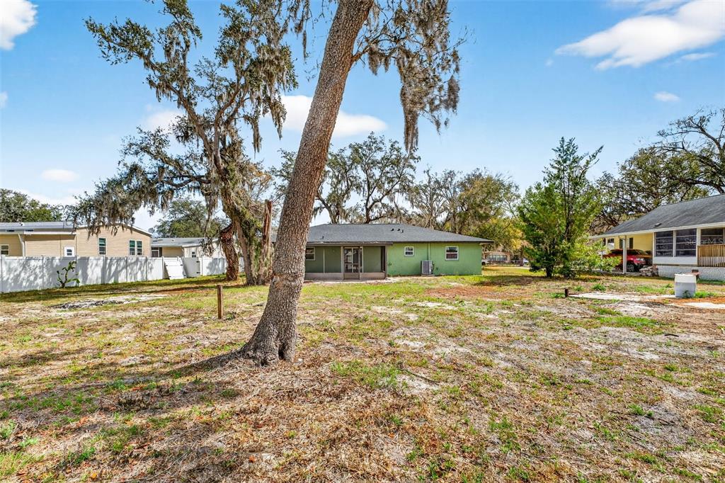 4221 Burrows Road Zephyrhills, FL 33542 - Photo 46 of 56