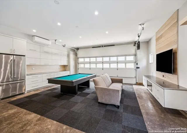 $2,150 | 1021 Harvard Street, Houston, TX 77008