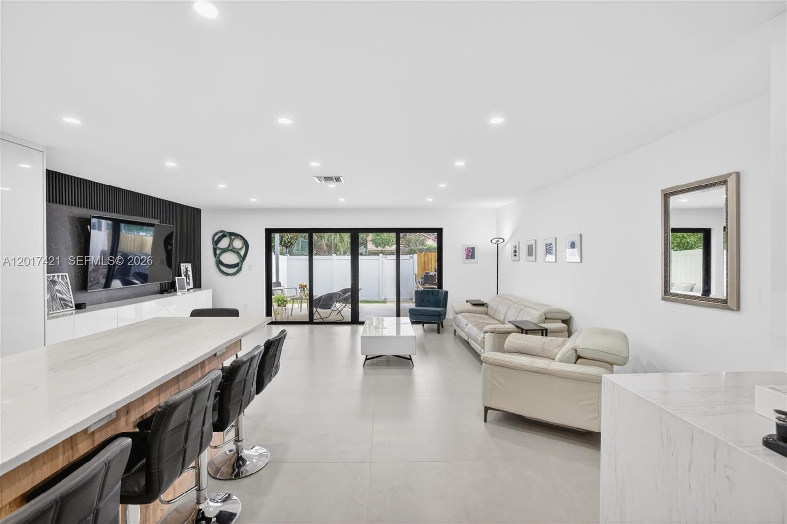 3848 Atlanta Street Hollywood, FL 33021 - Photo 13 of 79 Beautiful great room w/ lots of light and space for entertaining