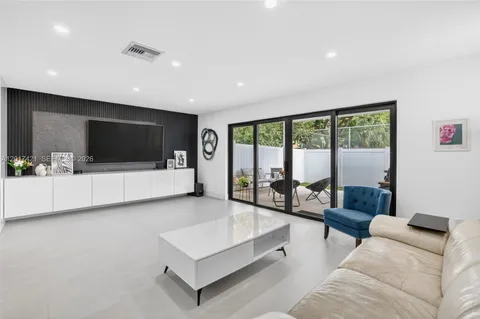 $589,000 | 3848 Atlanta Street, Hollywood, FL 33021