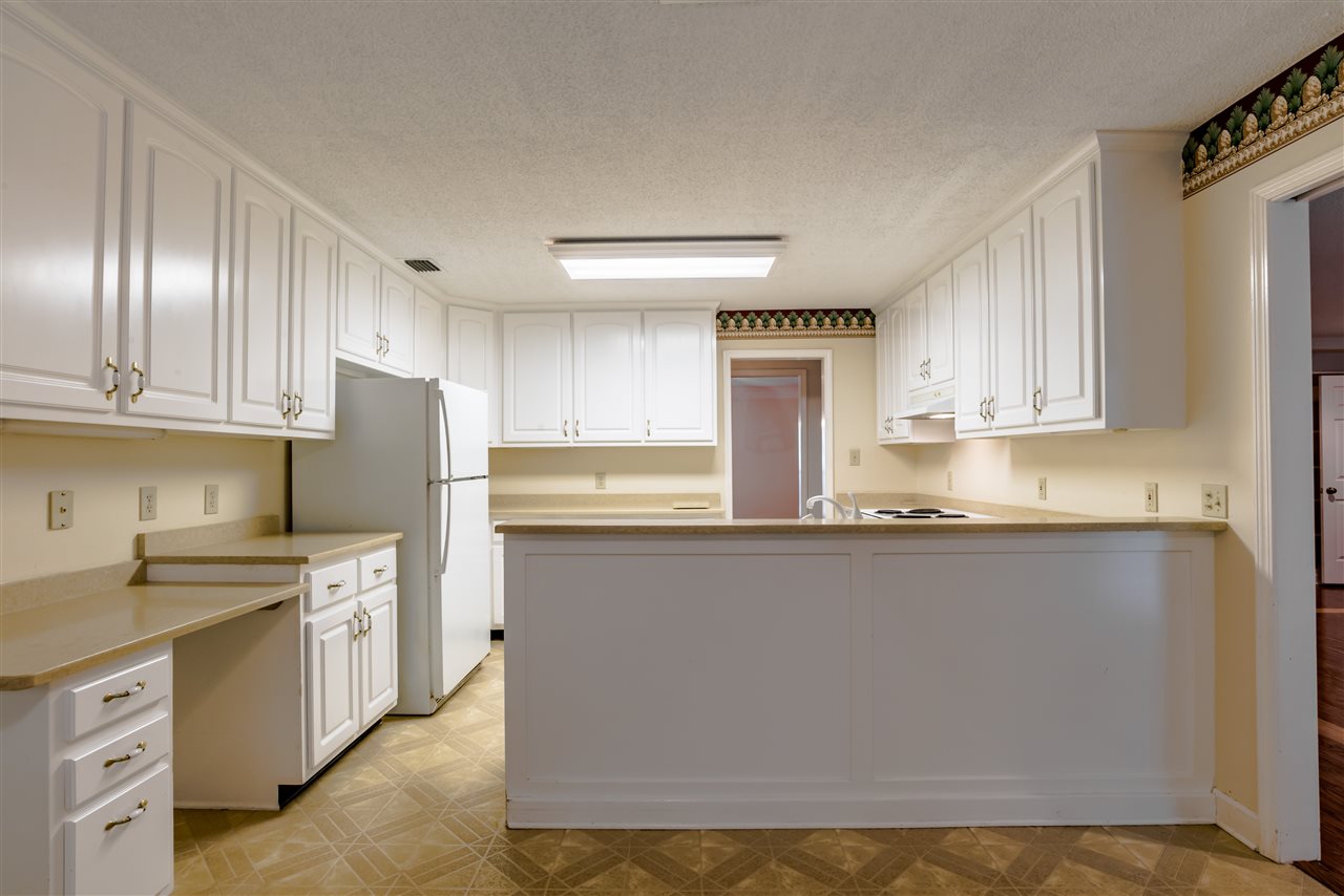 822 Artillery Range West Daphne, AL 36527 - Photo 13 of 29