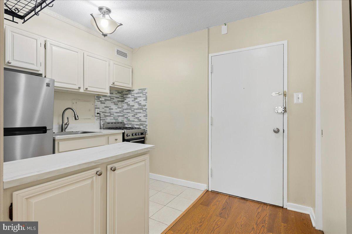 1250 Southwest 4th Street Southwest, Unit W104 Washington, DC 20024 - Photo 13 of 41