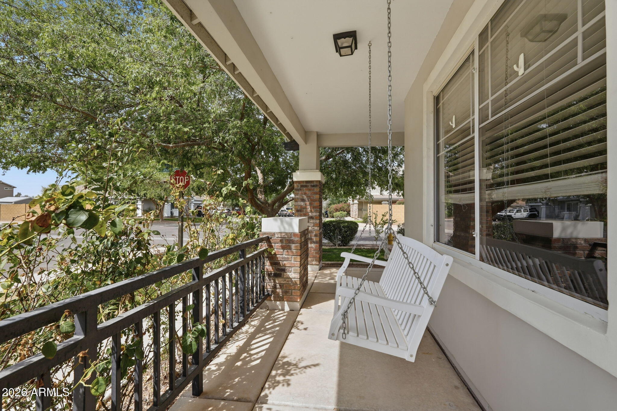 2634 East Del Rio Street Gilbert, AZ 85295 - Photo 4 of 36 004_ListerPros