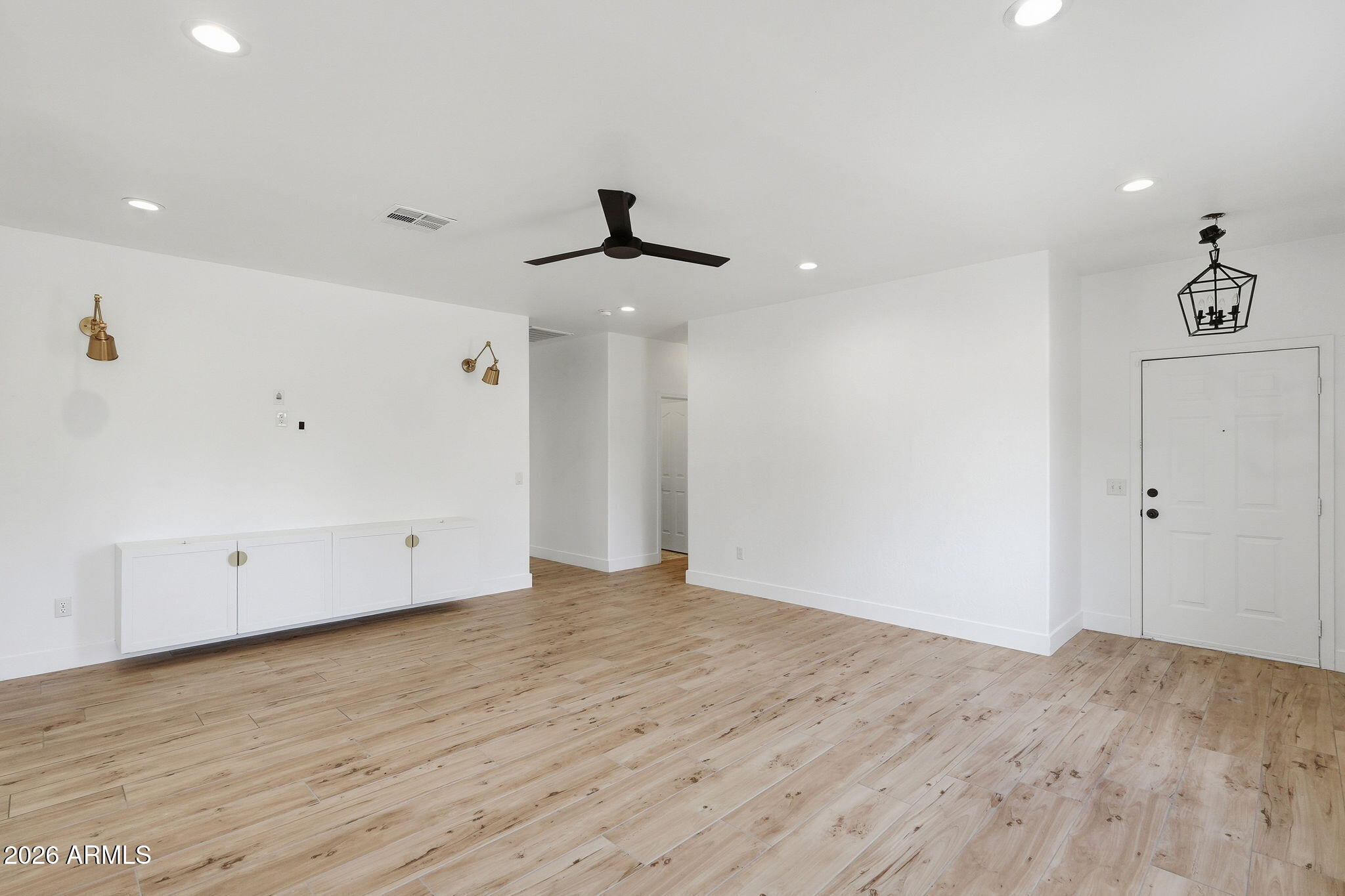 2634 East Del Rio Street Gilbert, AZ 85295 - Photo 6 of 36 007_ListerPros